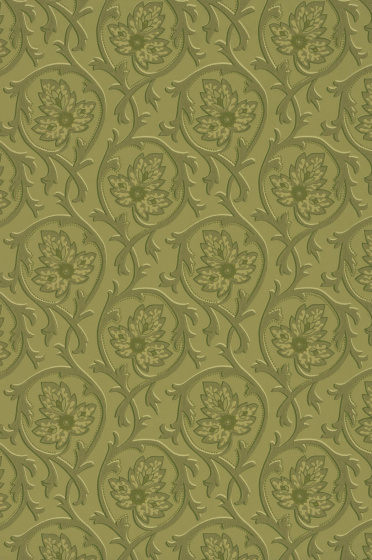 Swatch of the green scrolling foliage wallpaper 'Hoja - Garden'.